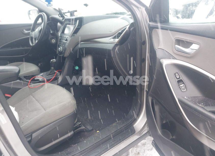 Photo 5 of 2017 Hyundai Santa FE SPORT 2.4L (VIN 5XYZUDLB3HG444768)