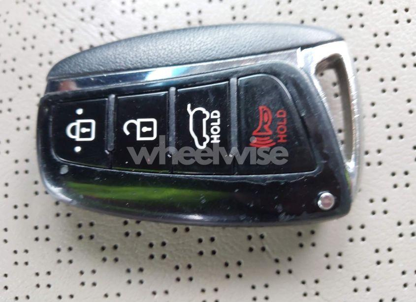 Photo 11 of 2015 Hyundai Santa FE SPORT 2.4L (VIN 5XYZUDLB4FG242065)