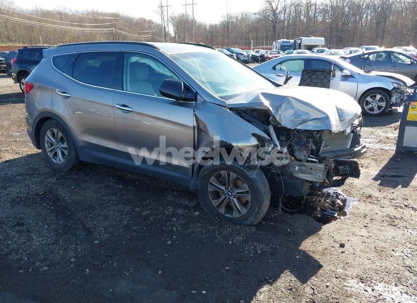 2016 Hyundai Santa FE SPORT 2.4L (VIN 5XYZUDLB5GG319589) main photo