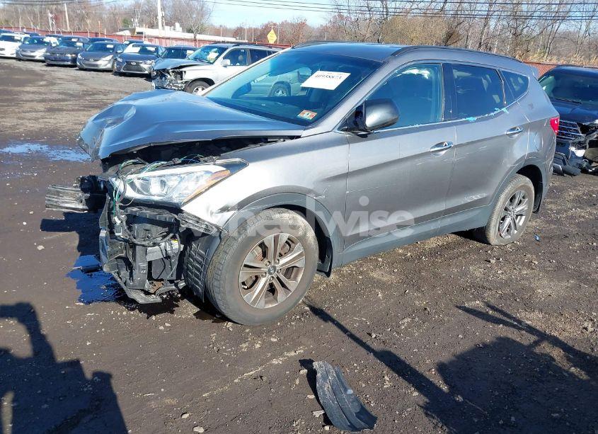 Photo 2 of 2016 Hyundai Santa FE SPORT 2.4L (VIN 5XYZUDLB5GG319589)