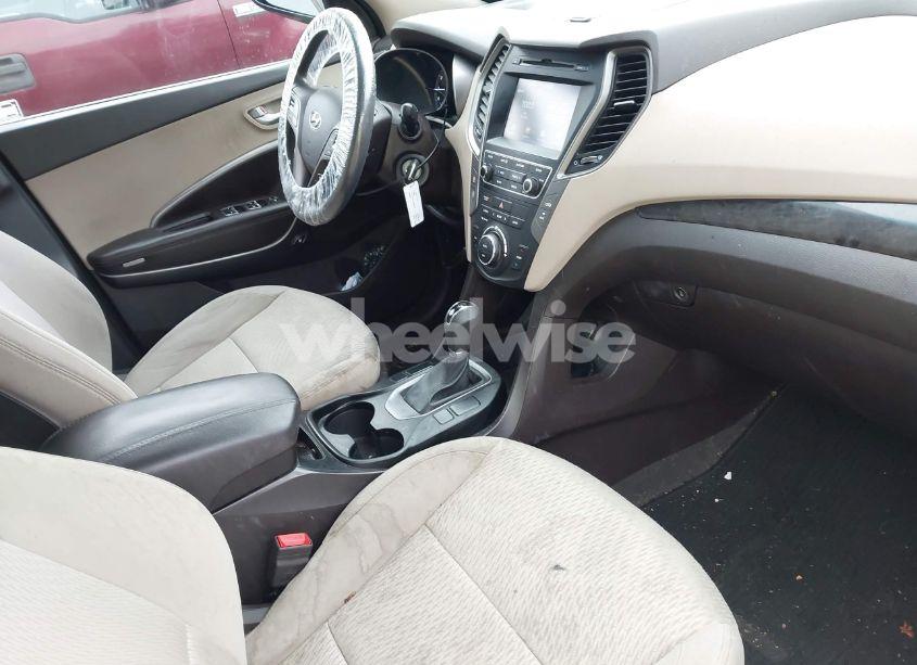 Photo 5 of 2017 Hyundai Santa FE SPORT 2.4L (VIN 5XYZUDLB5HG397310)