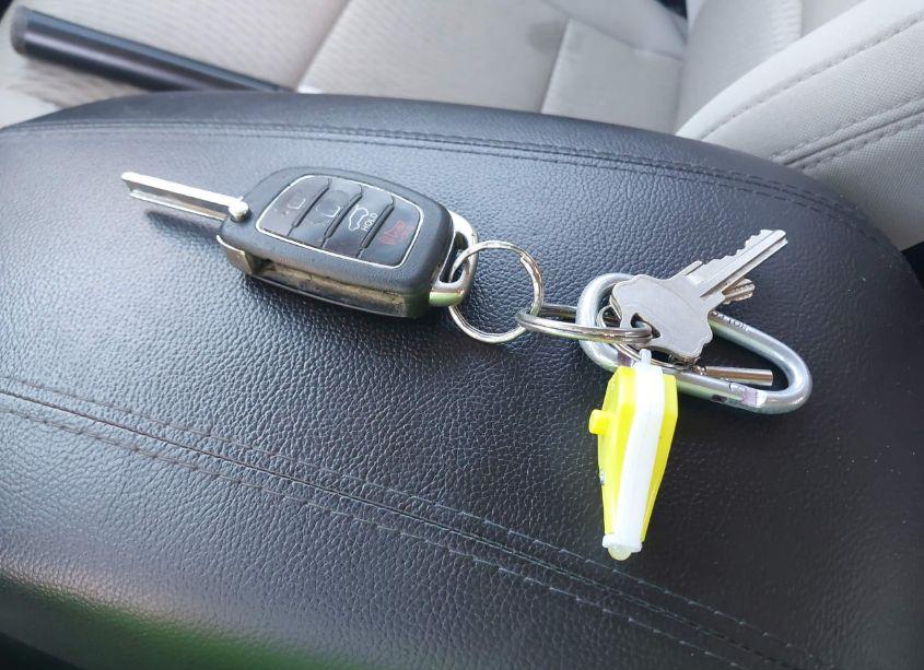 Photo 11 of 2013 Hyundai Santa FE SPORT (VIN 5XYZUDLB6DG022469)