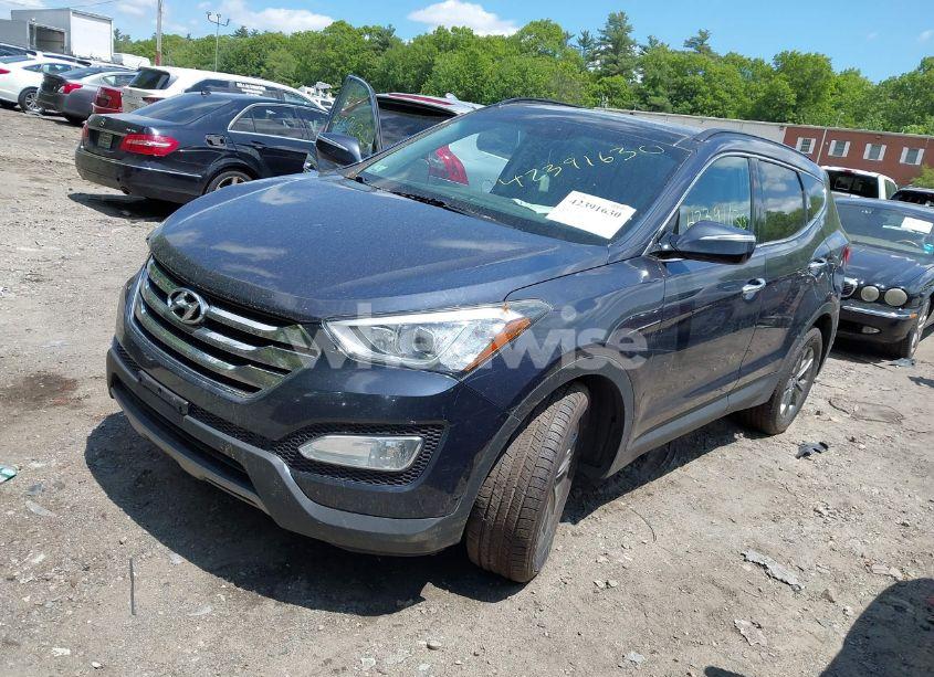 Photo 2 of 2014 Hyundai Santa FE SPORT 2.4L (VIN 5XYZUDLB6EG218980)