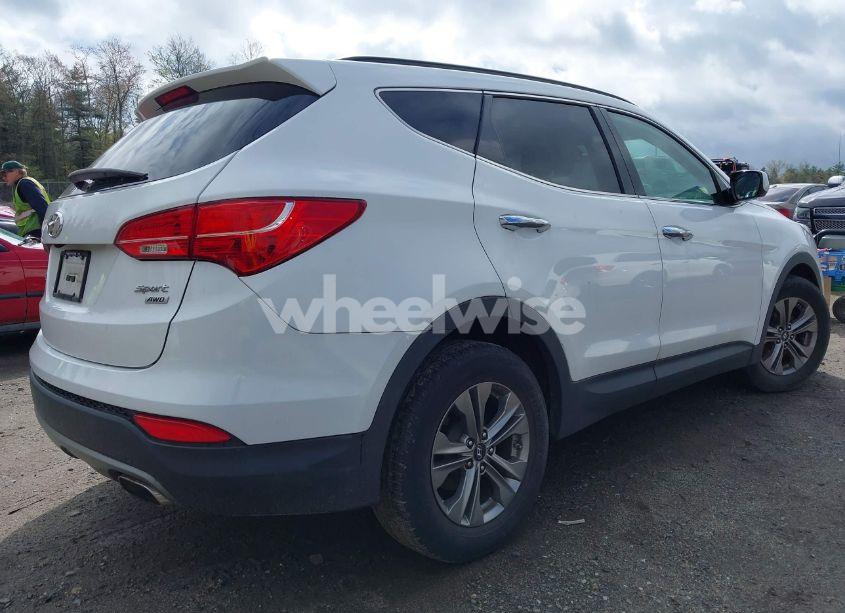 Photo 4 of 2016 Hyundai Santa FE SPORT 2.4L (VIN 5XYZUDLB6GG375508)