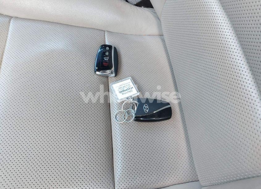 Photo 11 of 2018 Hyundai Santa FE SPORT 2.4L (VIN 5XYZUDLB7JG537699)