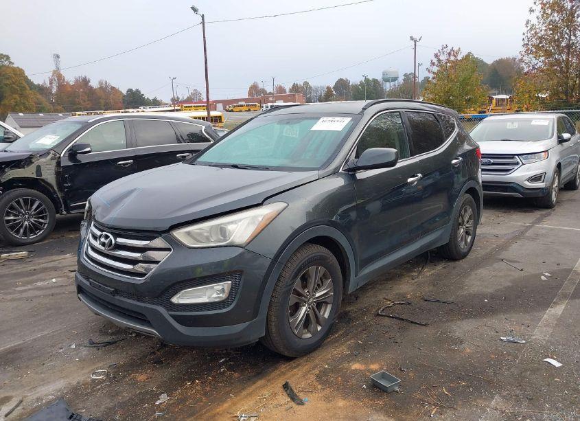 Photo 2 of 2013 Hyundai Santa FE SPORT (VIN 5XYZUDLB8DG009383)