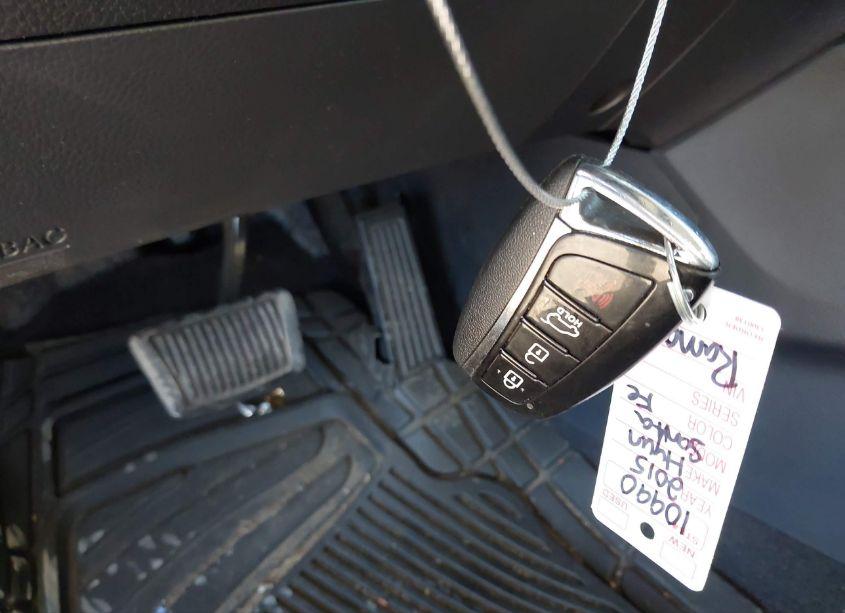 Photo 11 of 2015 Hyundai Santa FE SPORT 2.4L (VIN 5XYZUDLB9FG261419)