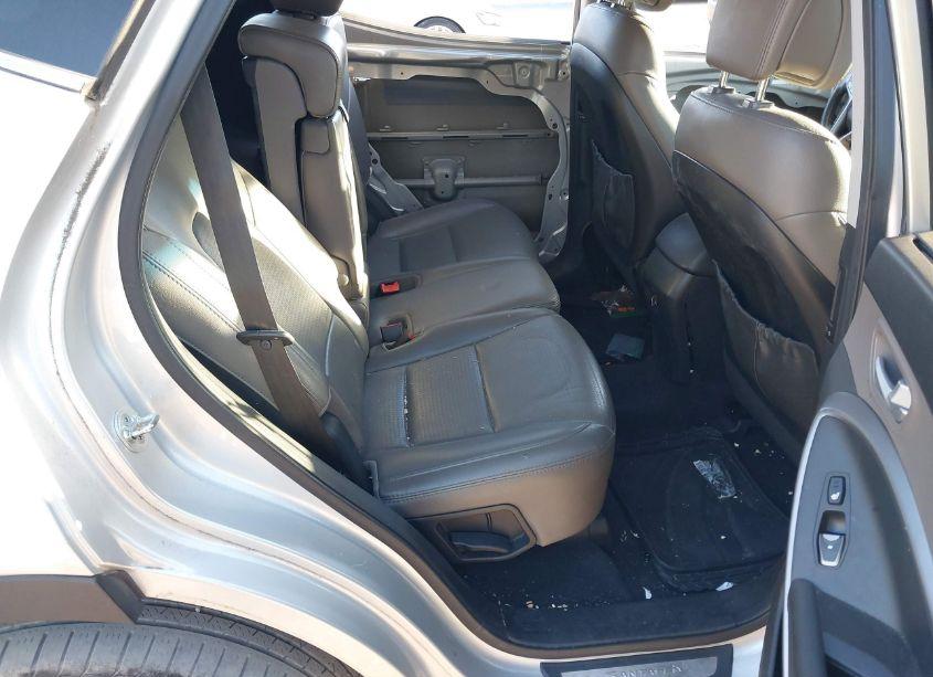 Photo 8 of 2015 Hyundai Santa FE SPORT 2.4L (VIN 5XYZUDLB9FG261419)
