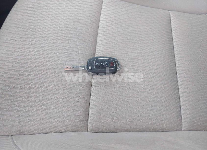 Photo 11 of 2017 Hyundai Santa FE SPORT 2.4L (VIN 5XYZUDLB9HG499452)