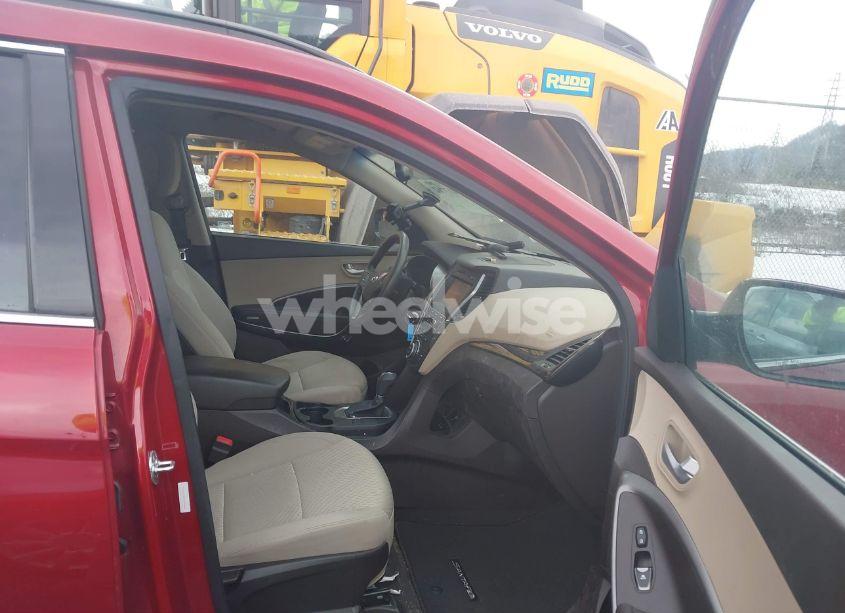 Photo 5 of 2017 Hyundai Santa FE SPORT 2.4L (VIN 5XYZUDLB9HG499452)