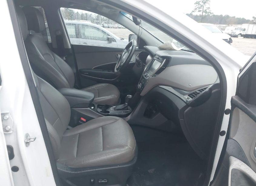 Photo 5 of 2016 Hyundai Santa FE SPORT 2.4L (VIN 5XYZUDLBXGG335982)