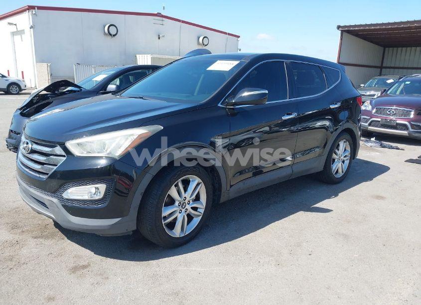 Photo 2 of 2013 Hyundai Santa FE SPORT 2.0T (VIN 5XYZW3LA8DG037065)