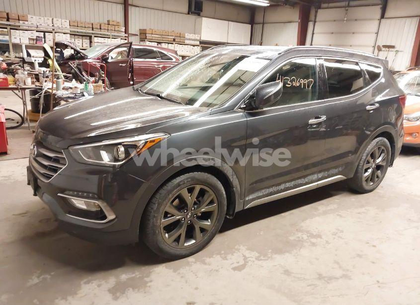 Photo 2 of 2018 Hyundai Santa FE SPORT 2.0T ULTIMATE (VIN 5XYZWDLA0JG566835)