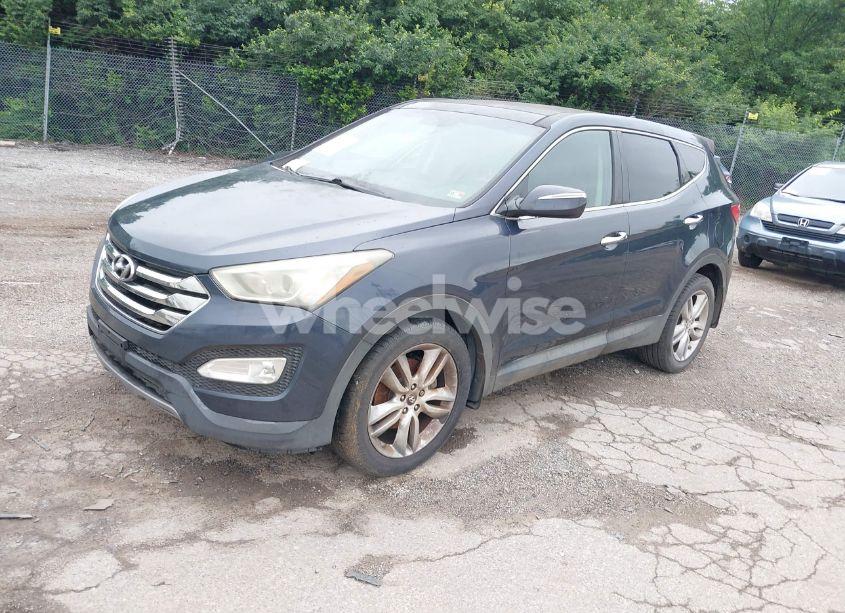 Photo 2 of 2013 Hyundai Santa FE SPORT 2.0T (VIN 5XYZWDLA4DG031060)
