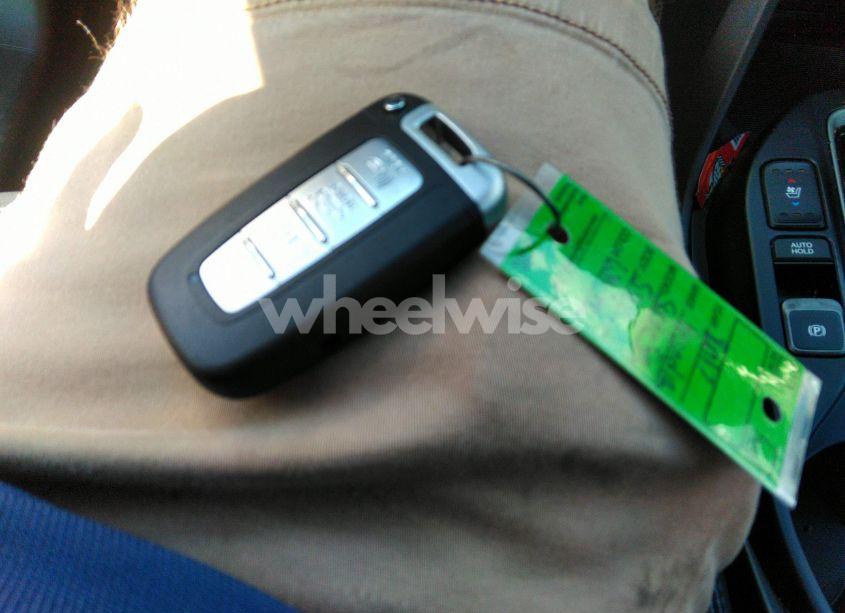 Photo 11 of 2017 Hyundai Santa FE SPORT (VIN 5XYZWDLA6HG424631)