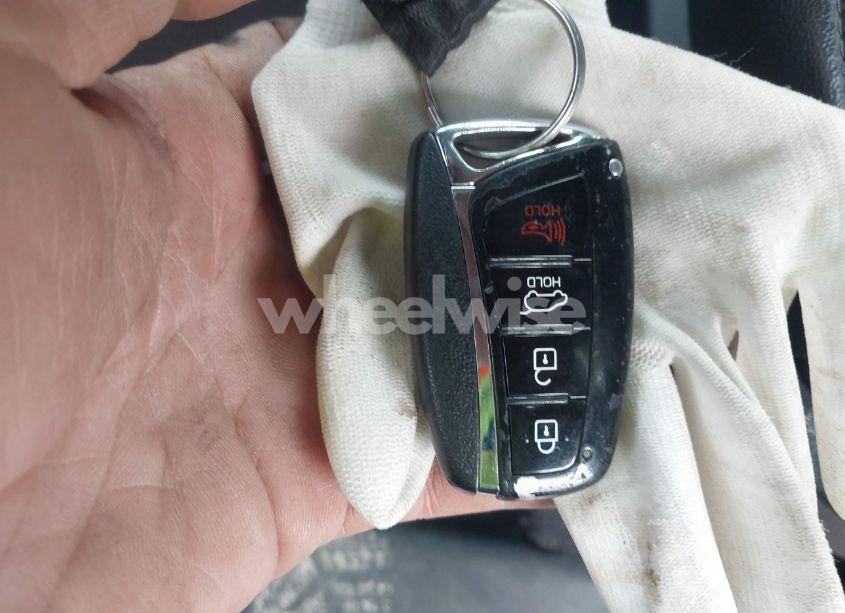 Photo 11 of 2018 Hyundai Santa FE SPORT 2.0T ULTIMATE (VIN 5XYZWDLA8JG518676)