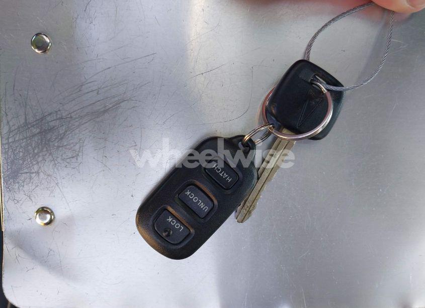 Photo 11 of 2004 Pontiac Vibe N/A (VIN 5Y2SL62814Z414105)