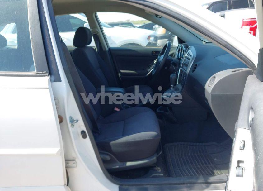 Photo 5 of 2004 Pontiac Vibe (VIN 5Y2SL62814Z428263)