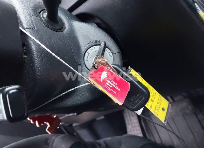 Photo 11 of 2003 Pontiac Vibe (VIN 5Y2SL62843Z425842)