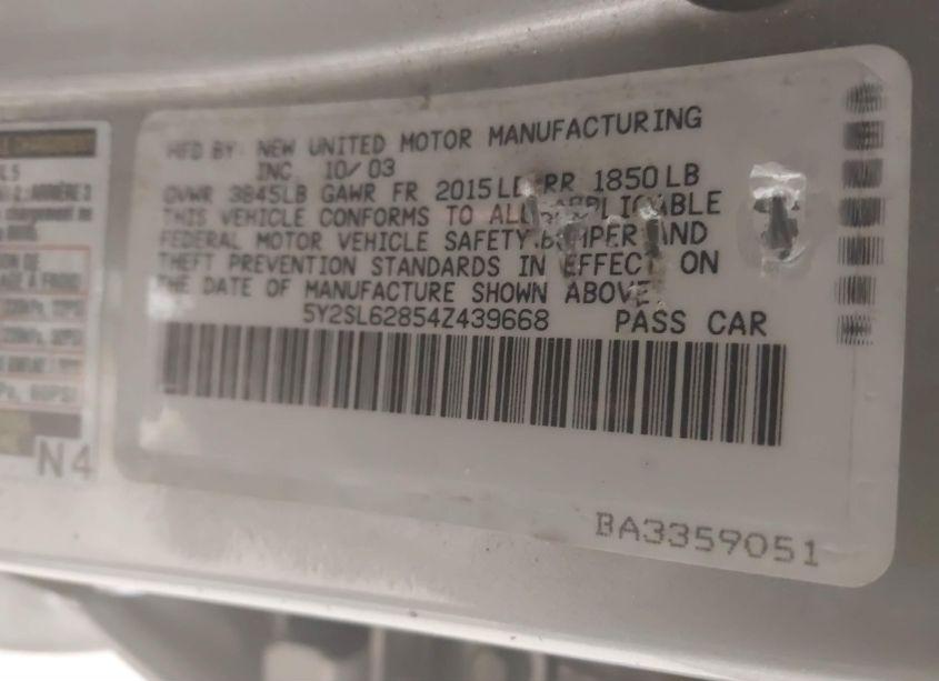 Photo 9 of 2004 Pontiac Vibe (VIN 5Y2SL62854Z439668)