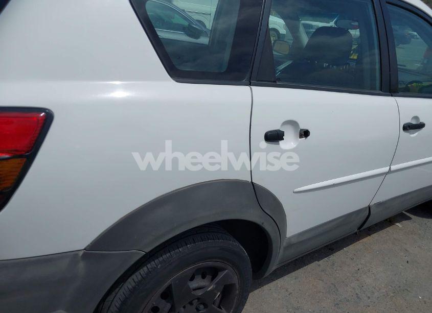 Photo 12 of 2003 Pontiac Vibe (VIN 5Y2SL62873Z463842)