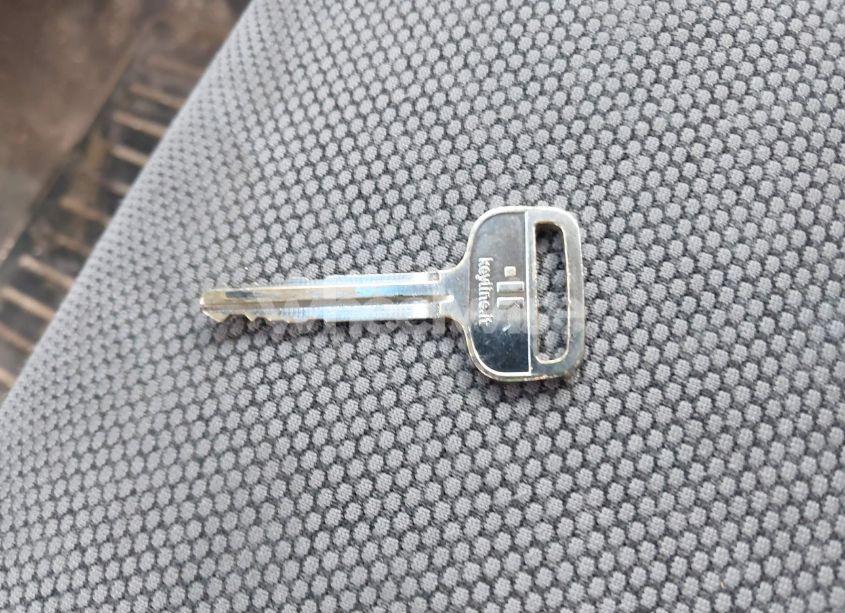 Photo 11 of 2003 Pontiac Vibe (VIN 5Y2SL628X3Z445299)