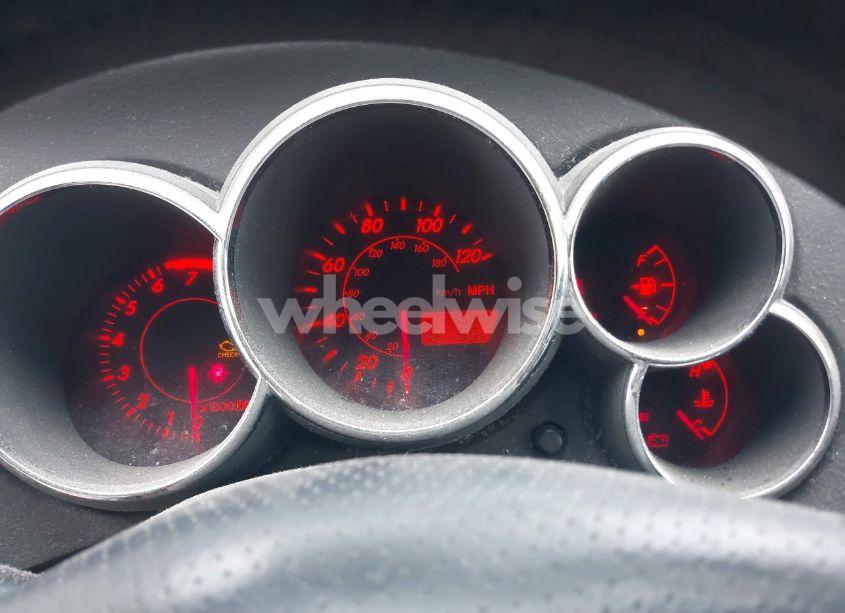 Photo 7 of 2003 Pontiac Vibe (VIN 5Y2SL628X3Z445299)