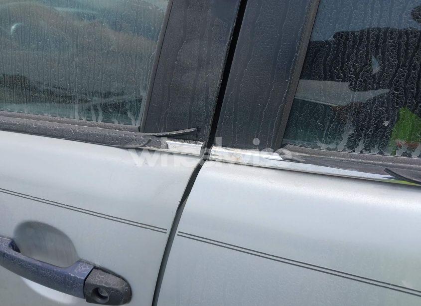 Photo 12 of 2005 Pontiac Vibe N/A (VIN 5Y2SL63815Z473848)