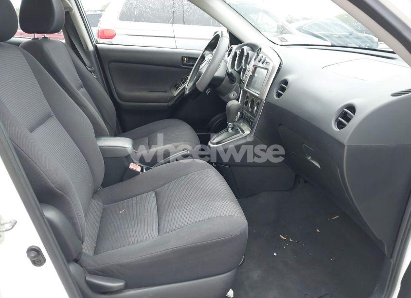 Photo 5 of 2005 Pontiac Vibe (VIN 5Y2SL63825Z465564)