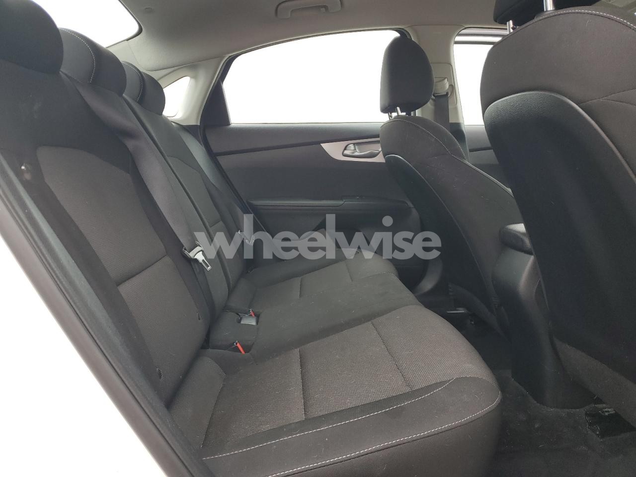 Photo 10 of 2023 KIA FORTE LX (VIN 5Y2SL63865Z447861)