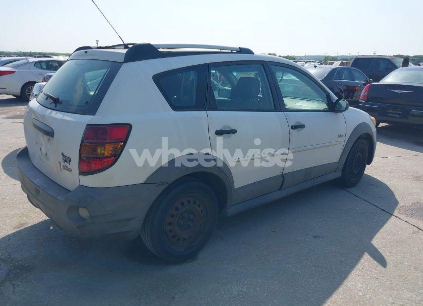 Photo 4 of 2005 Pontiac Vibe N/A (VIN 5Y2SL638X5Z482631)