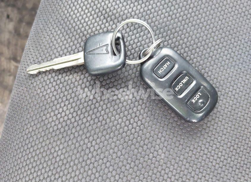 Photo 11 of 2004 Pontiac Vibe (VIN 5Y2SL64844Z424141)