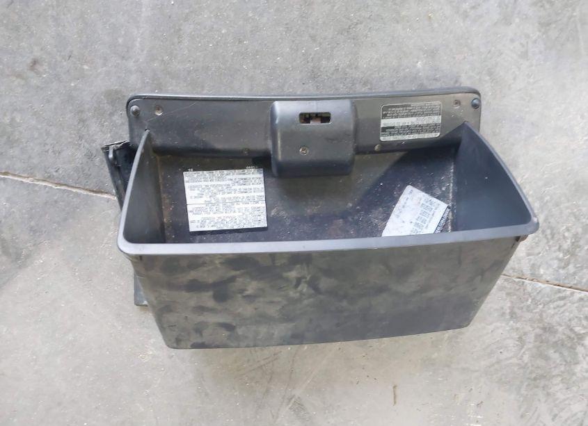 Photo 12 of 2003 Pontiac Vibe (VIN 5Y2SL64873Z451462)