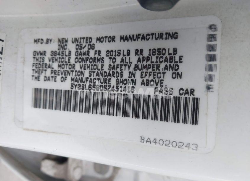 Photo 9 of 2006 Pontiac Vibe N/A (VIN 5Y2SL65806Z451418)