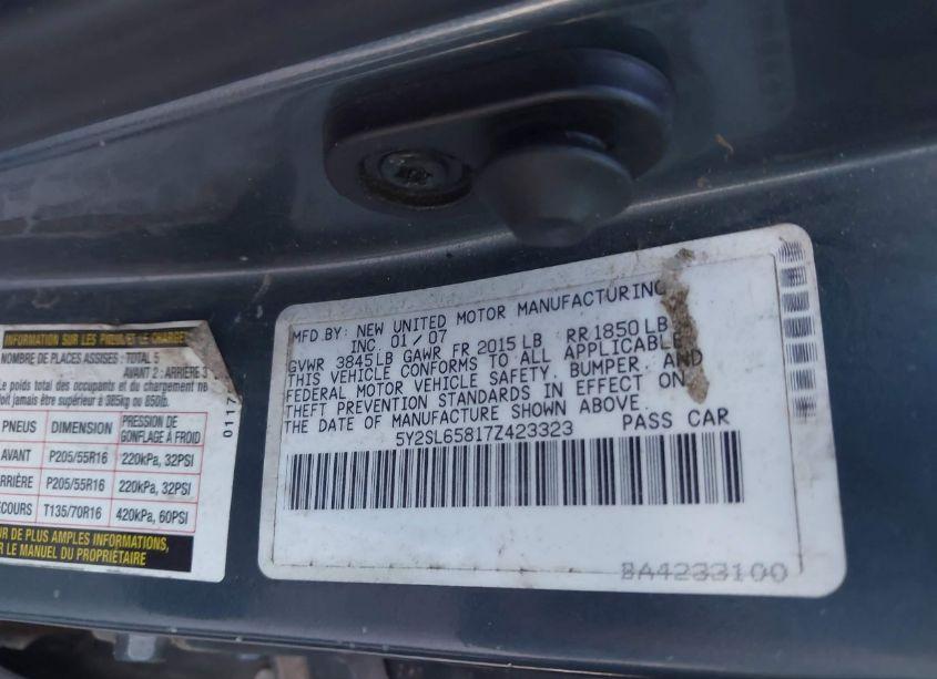 Photo 9 of 2007 Pontiac Vibe (VIN 5Y2SL65817Z423323)