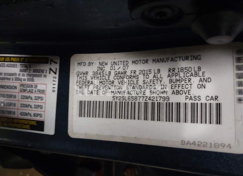 Photo 9 of 2007 Pontiac Vibe (VIN 5Y2SL65877Z421799)