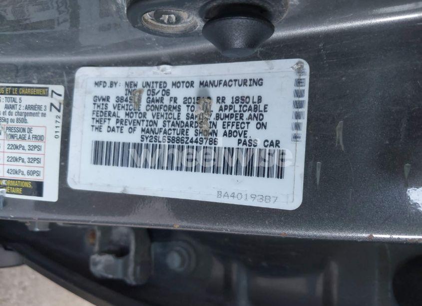Photo 9 of 2006 Pontiac Vibe N/A (VIN 5Y2SL65886Z449786)