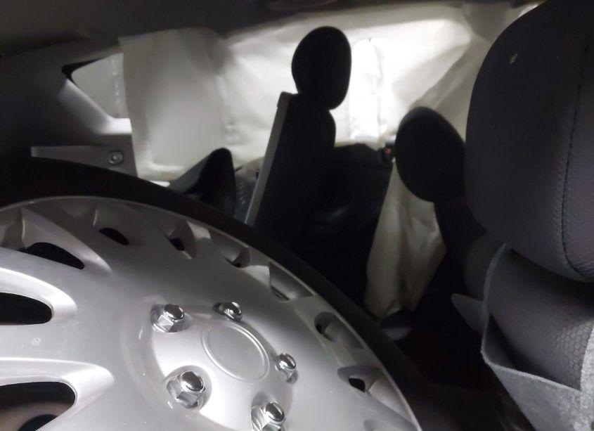 Photo 8 of 2007 Pontiac Vibe (VIN 5Y2SL67897Z428315)