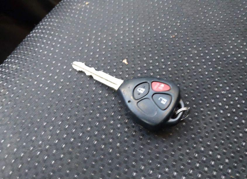 Photo 11 of 2009 Pontiac Vibe (VIN 5Y2SL678X9Z419898)