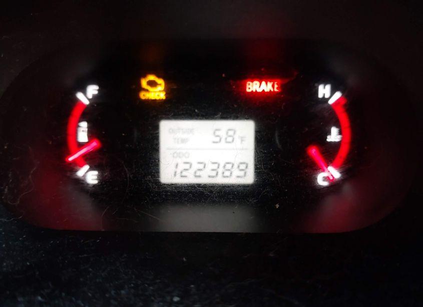 Photo 12 of 2009 Pontiac Vibe (VIN 5Y2SL678X9Z419898)