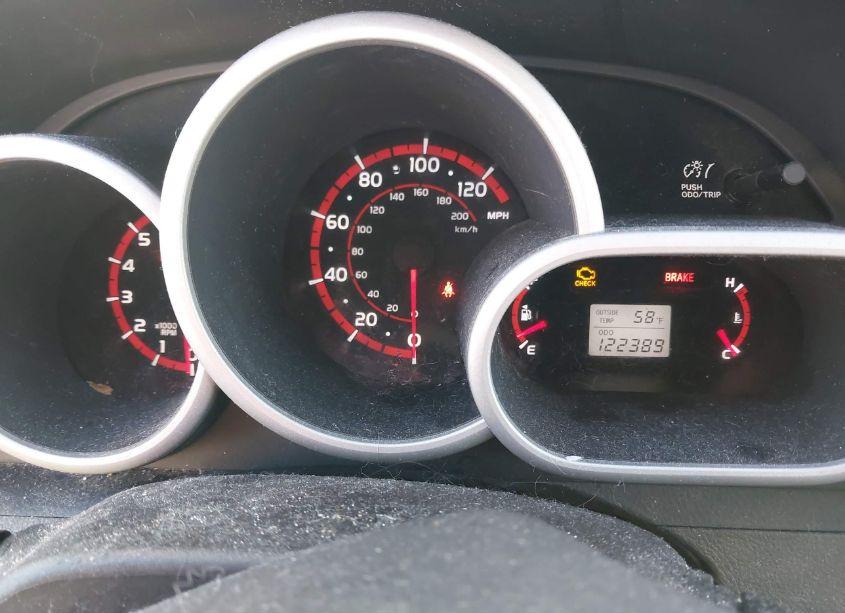 Photo 7 of 2009 Pontiac Vibe (VIN 5Y2SL678X9Z419898)