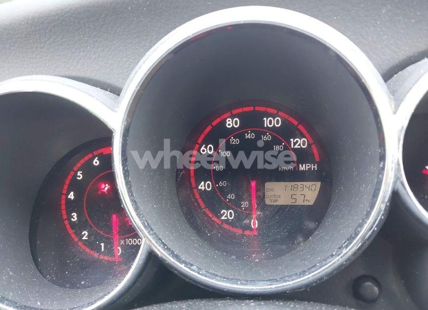 Photo 7 of 2004 Pontiac Vibe (VIN 5Y2SM62874Z458302)