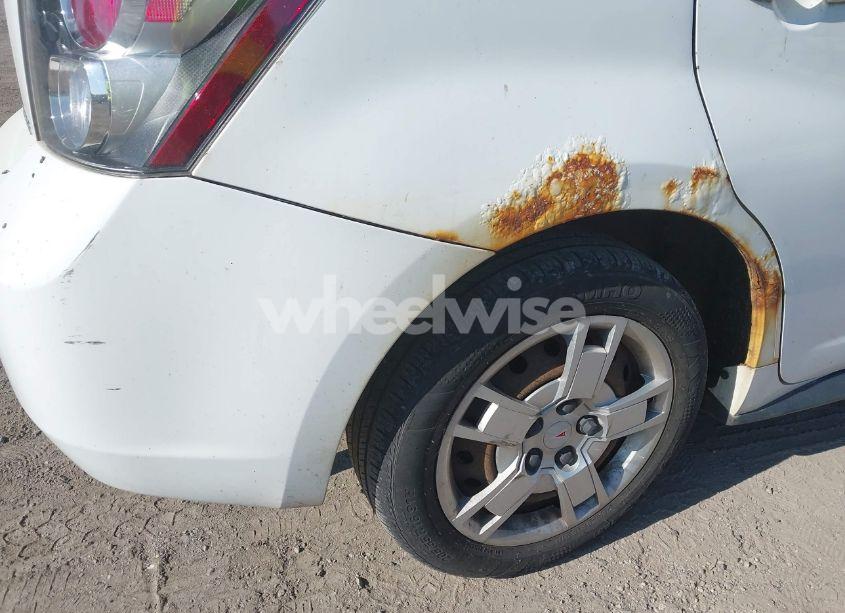 Photo 12 of 2009 Pontiac Vibe (VIN 5Y2SM67009Z437155)