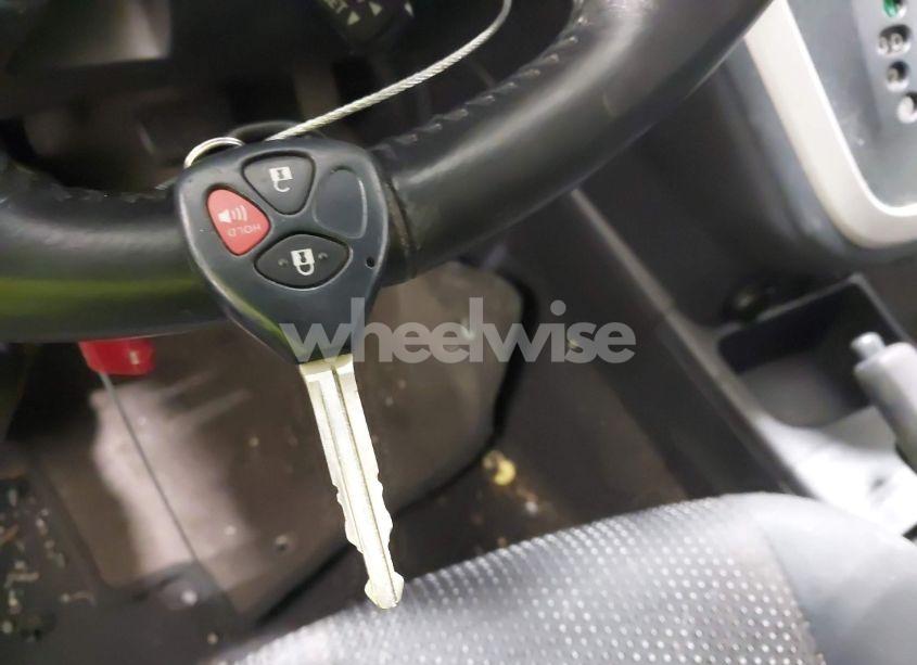 Photo 11 of 2009 Pontiac Vibe (VIN 5Y2SM67019Z416332)