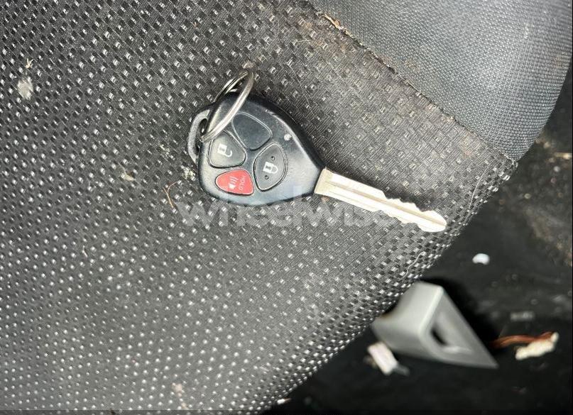 Photo 11 of 2009 Pontiac Vibe (VIN 5Y2SM67029Z409910)