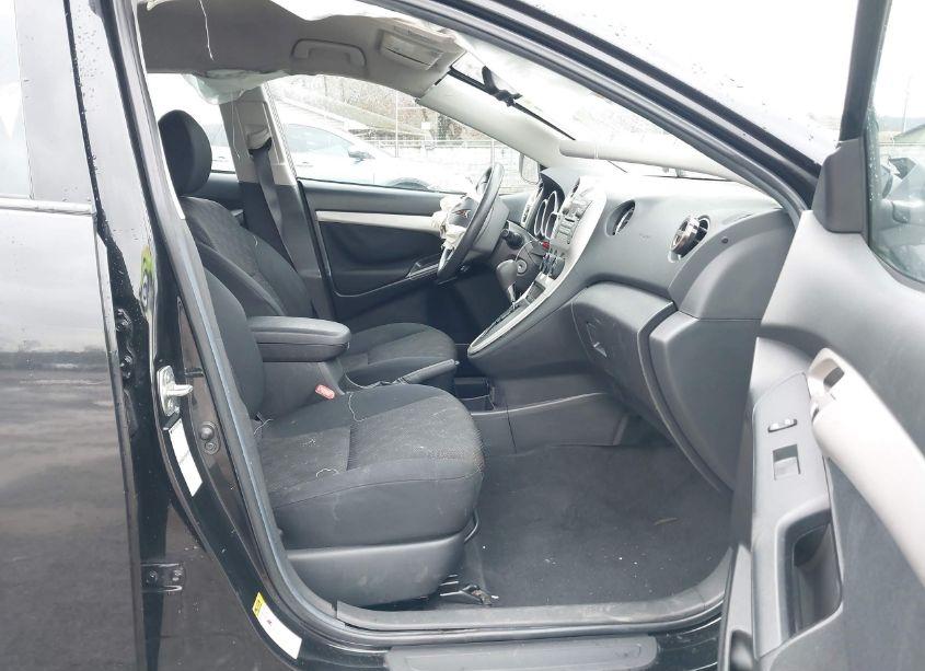 Photo 5 of 2009 Pontiac Vibe (VIN 5Y2SM67069Z401941)