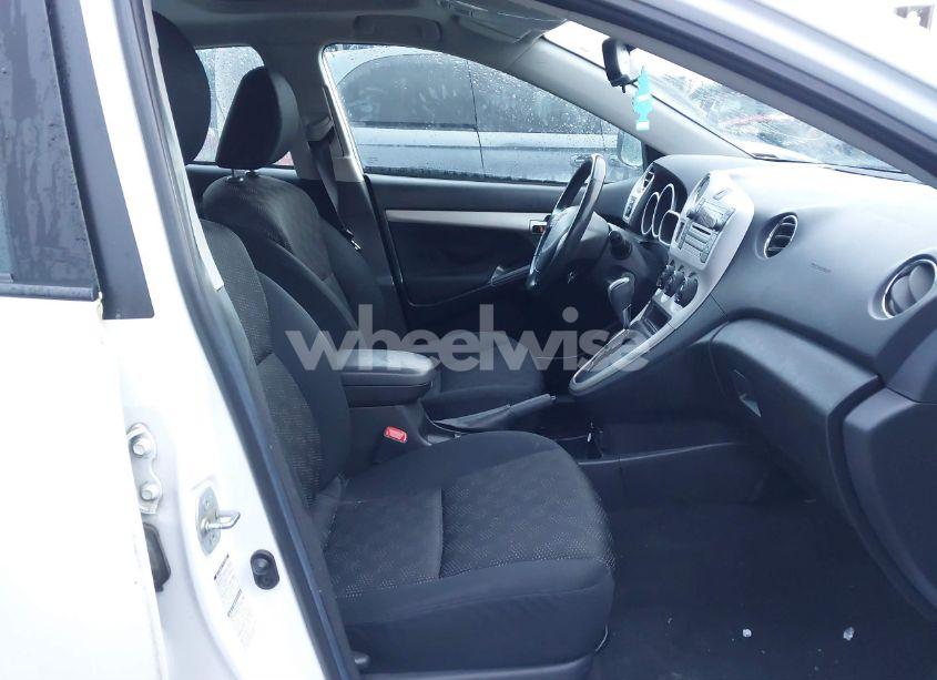 Photo 5 of 2009 Pontiac Vibe (VIN 5Y2SM67069Z405889)