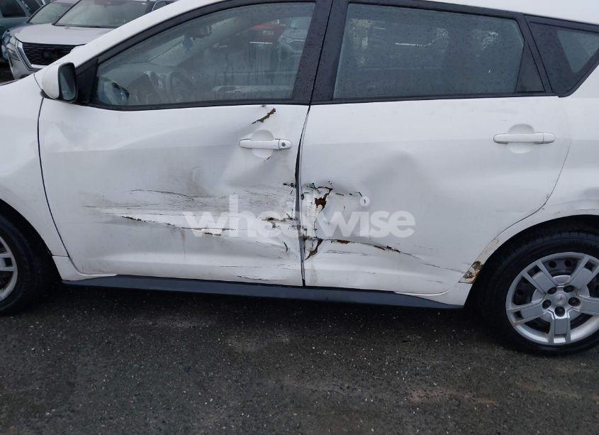 Photo 6 of 2009 Pontiac Vibe (VIN 5Y2SM67069Z405889)