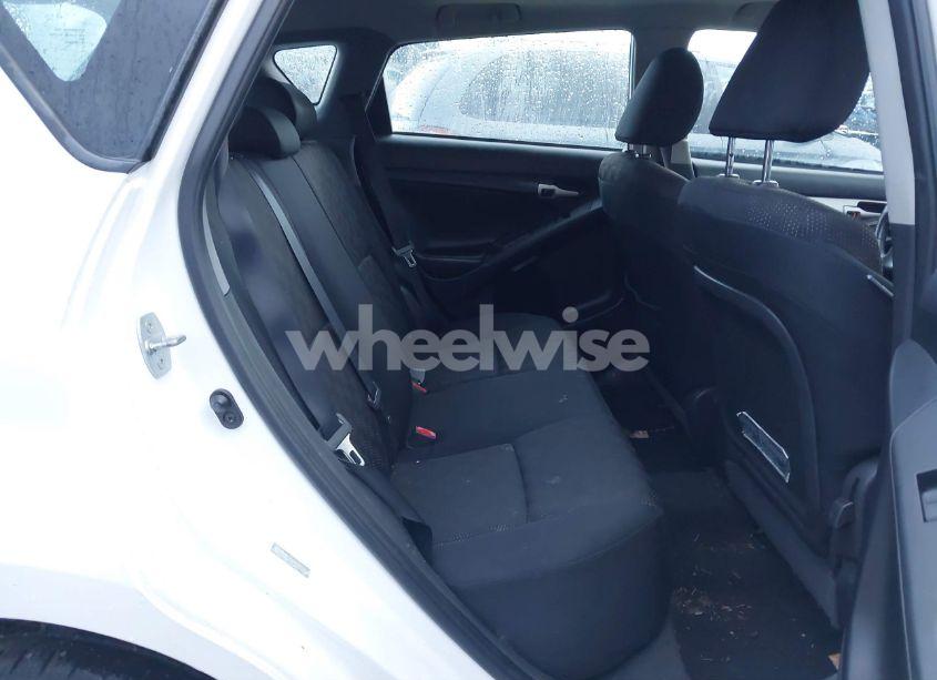 Photo 8 of 2009 Pontiac Vibe (VIN 5Y2SM67069Z405889)