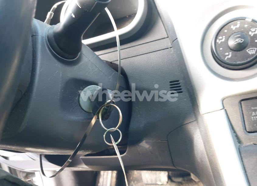 Photo 11 of 2009 Pontiac Vibe (VIN 5Y2SM67069Z453831)